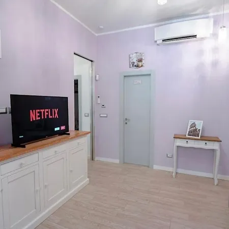 15 Minutes From Downtown *